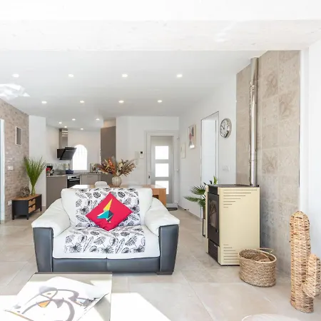 Casa Filisa By Interhome Ferienhaus Empuriabrava